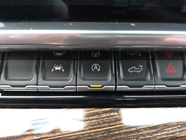 Used 2023 GMC Sierra 1500 Elevation w/ Preferred Package image 13