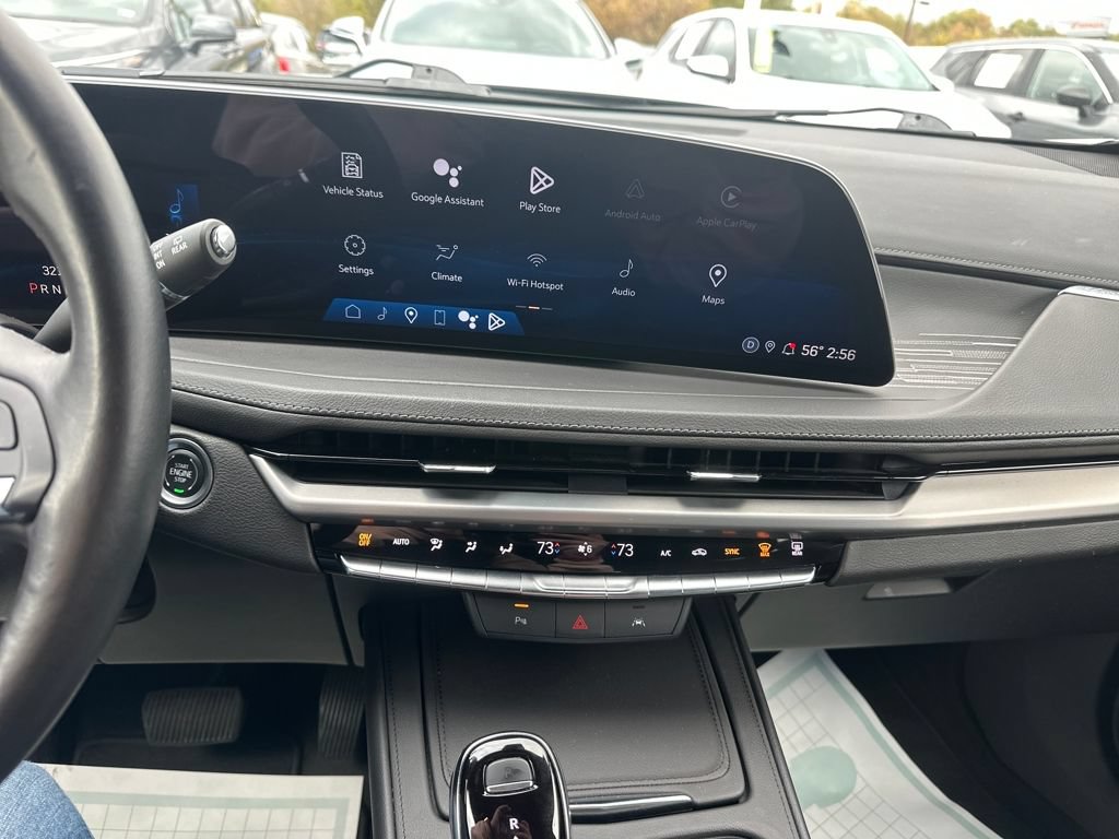 Used 2024 Cadillac XT4 Premium Luxury AWD/4WD image 24