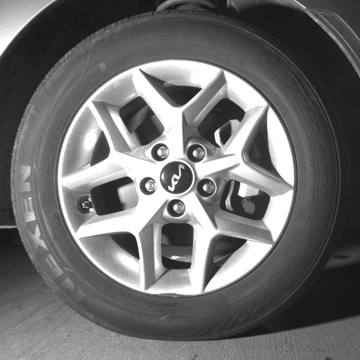 Used 2025 Kia Soul LX w/ LX Technology Package image 13