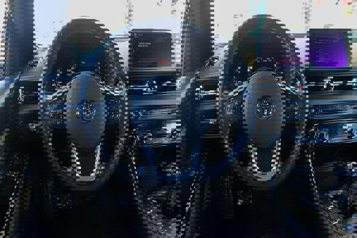 Used 2024 Toyota Supra Premium w/ Driver Assist Package image 13