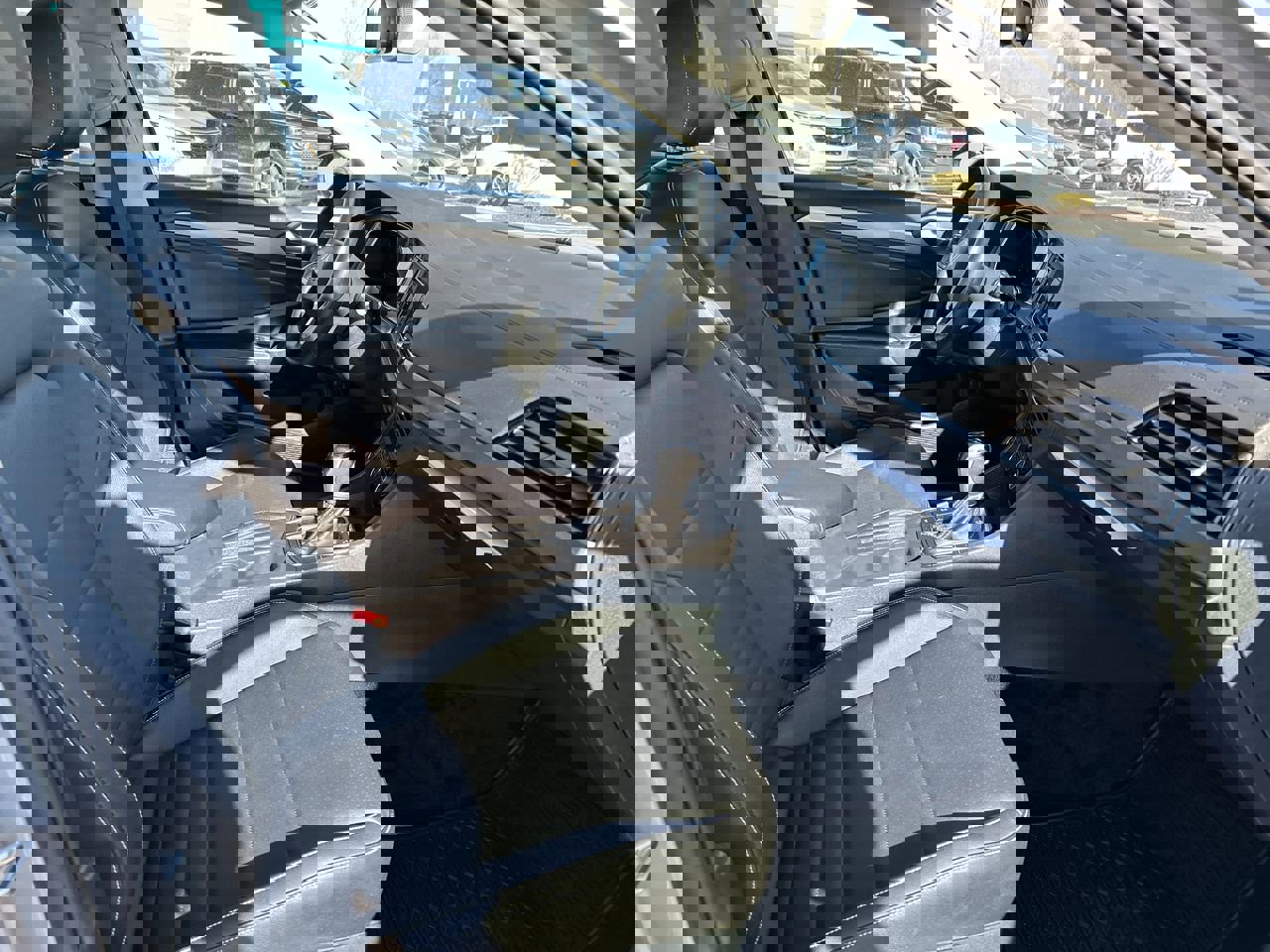 Used 2023 Volkswagen Jetta SE image 13