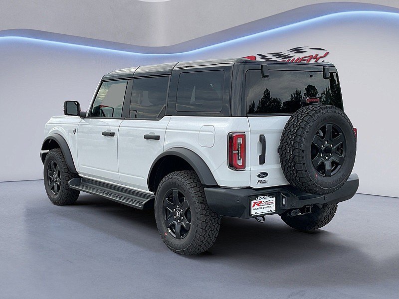 New 2025 Ford Bronco Outer Banks image 3