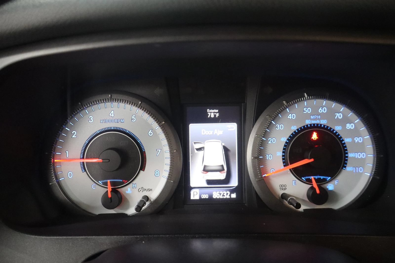 Used 2017 Toyota Sienna SE Premium FWD image 32
