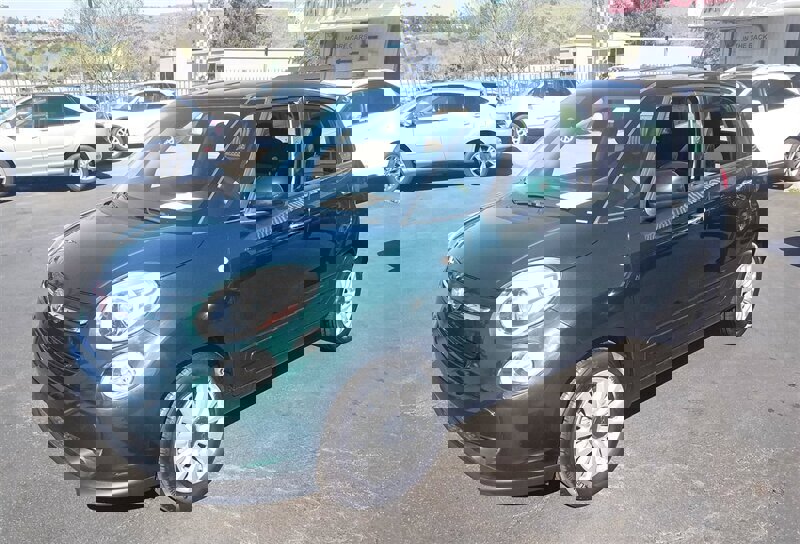 Used 2014 FIAT 500L Easy w/ Popular Equipment Group image 4