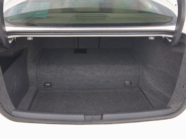 Used 2013 Volkswagen Jetta SEL FWD image 27