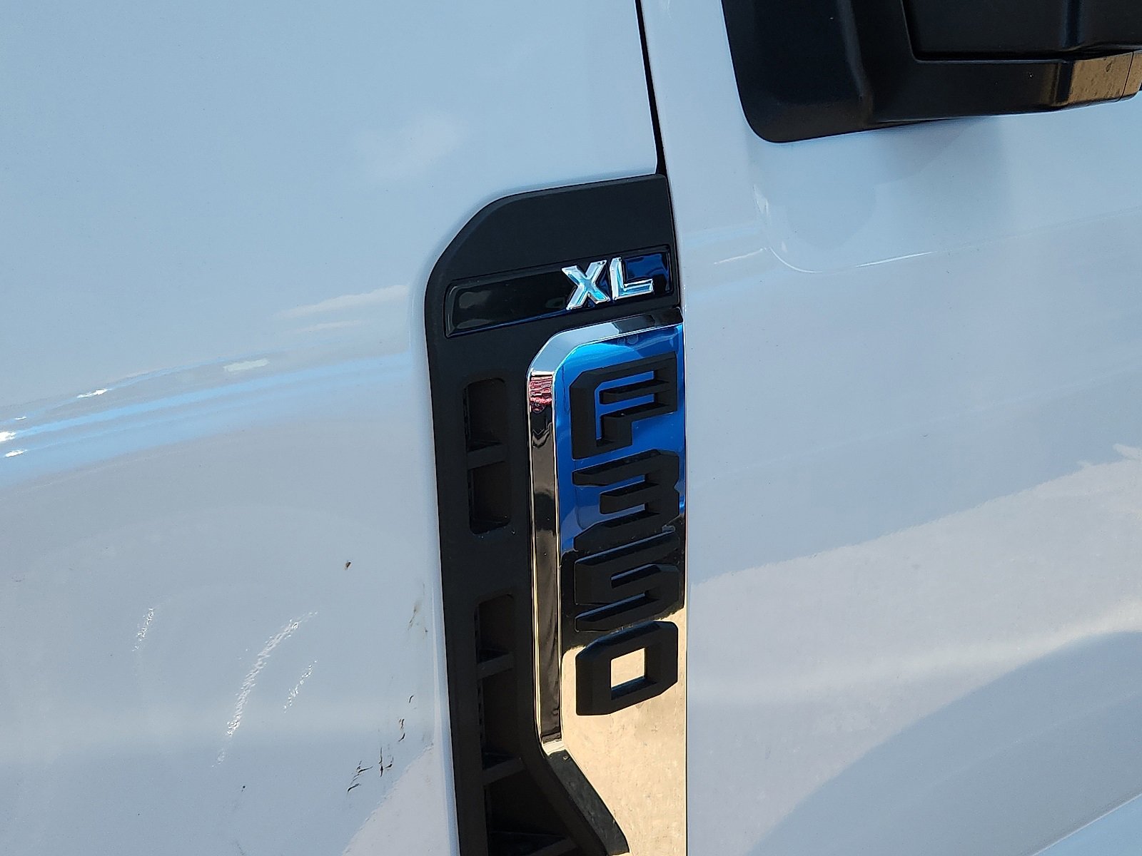 New 2026 Ford F350 XL image 3