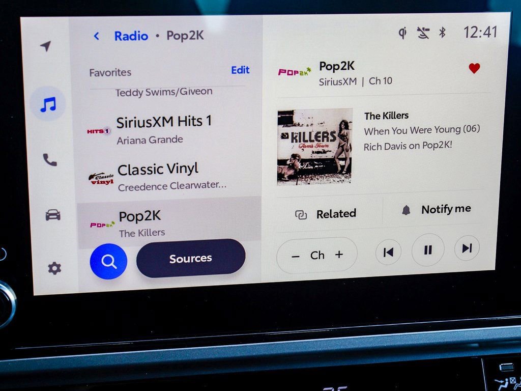 Used 2025 Toyota Camry SE image 20