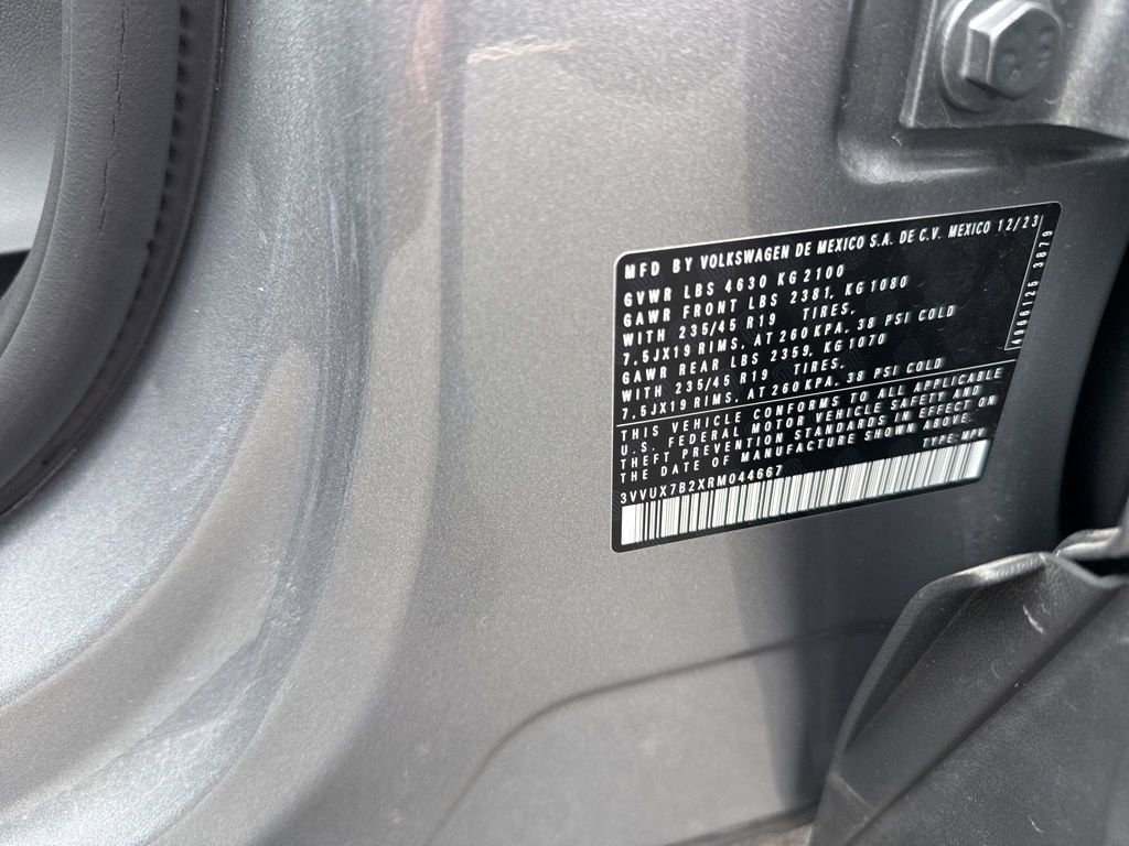 Used 2024 Volkswagen Taos SE image 31