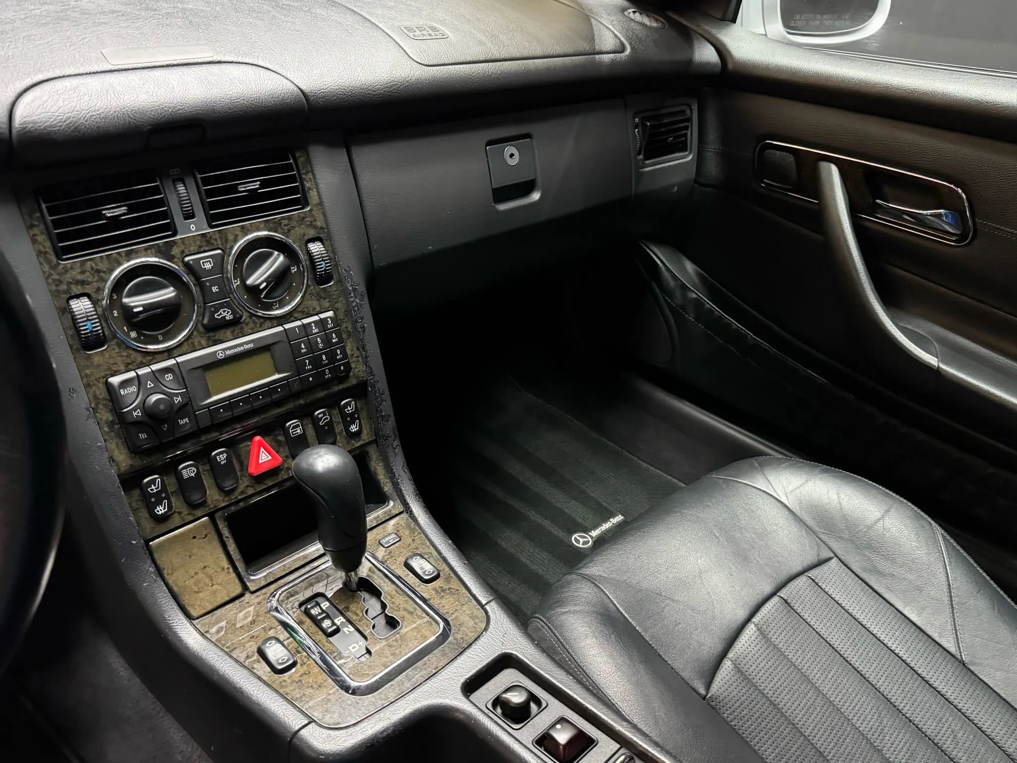 Used 2002 Mercedes-Benz SLK 32 AMG image 32