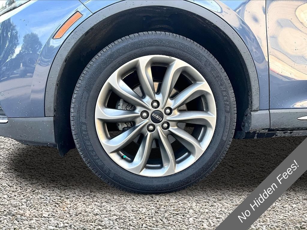 Used 2022 Lincoln Corsair AWD w/ Premium Package image 8