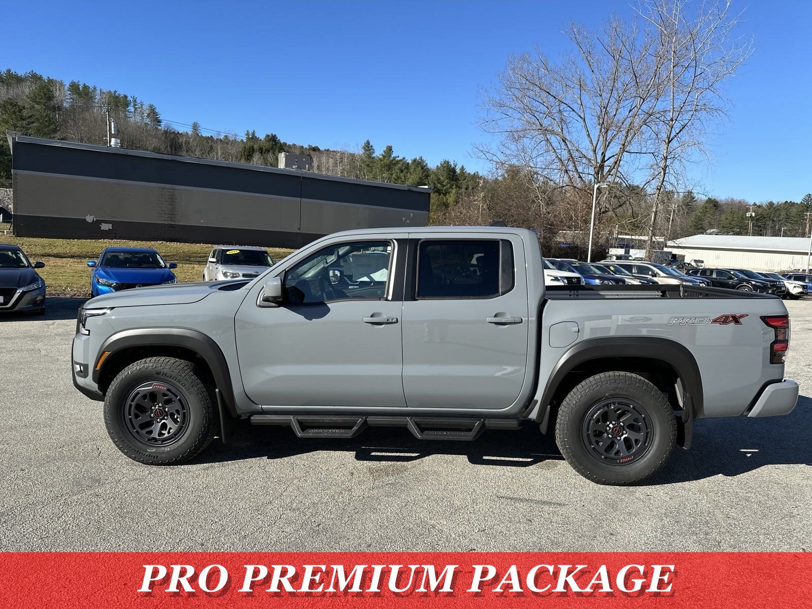 New 2025 Nissan Frontier PRO-4X w/ Pro Premium Package image 4