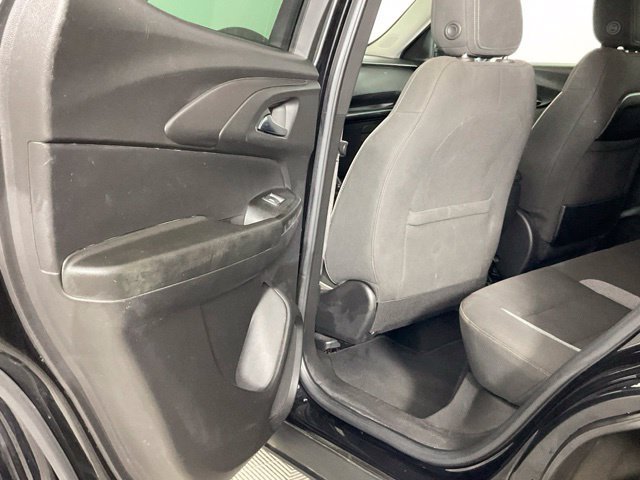 Used 2023 Chevrolet TrailBlazer LT w/ Convenience Package FWD image 12