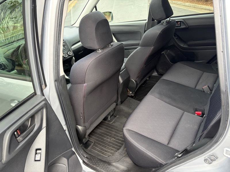 Used 2015 Subaru Forester 2.5i Premium image 34