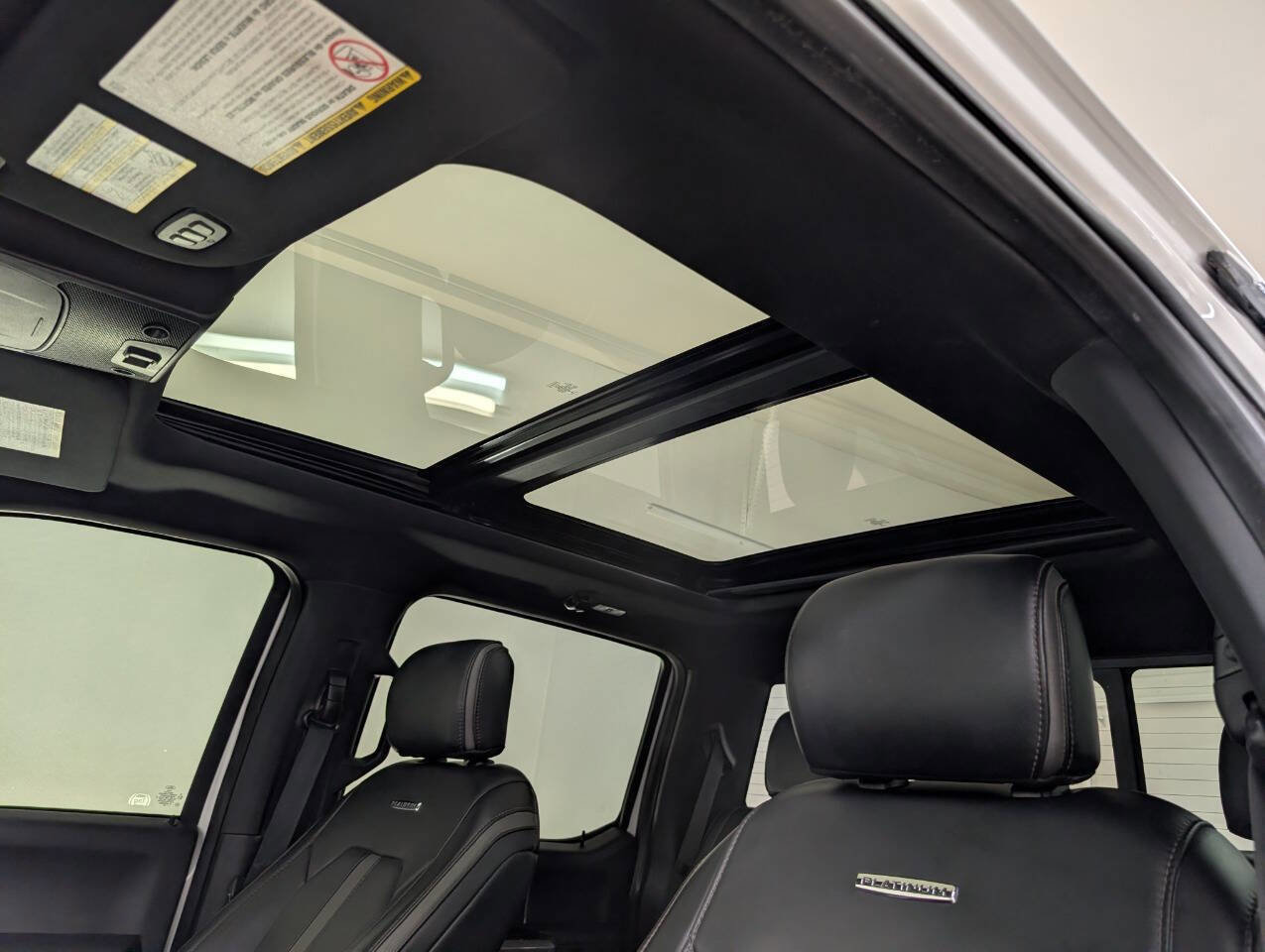 Used 2019 Ford F250 Platinum w/ Platinum Ultimate Package image 9