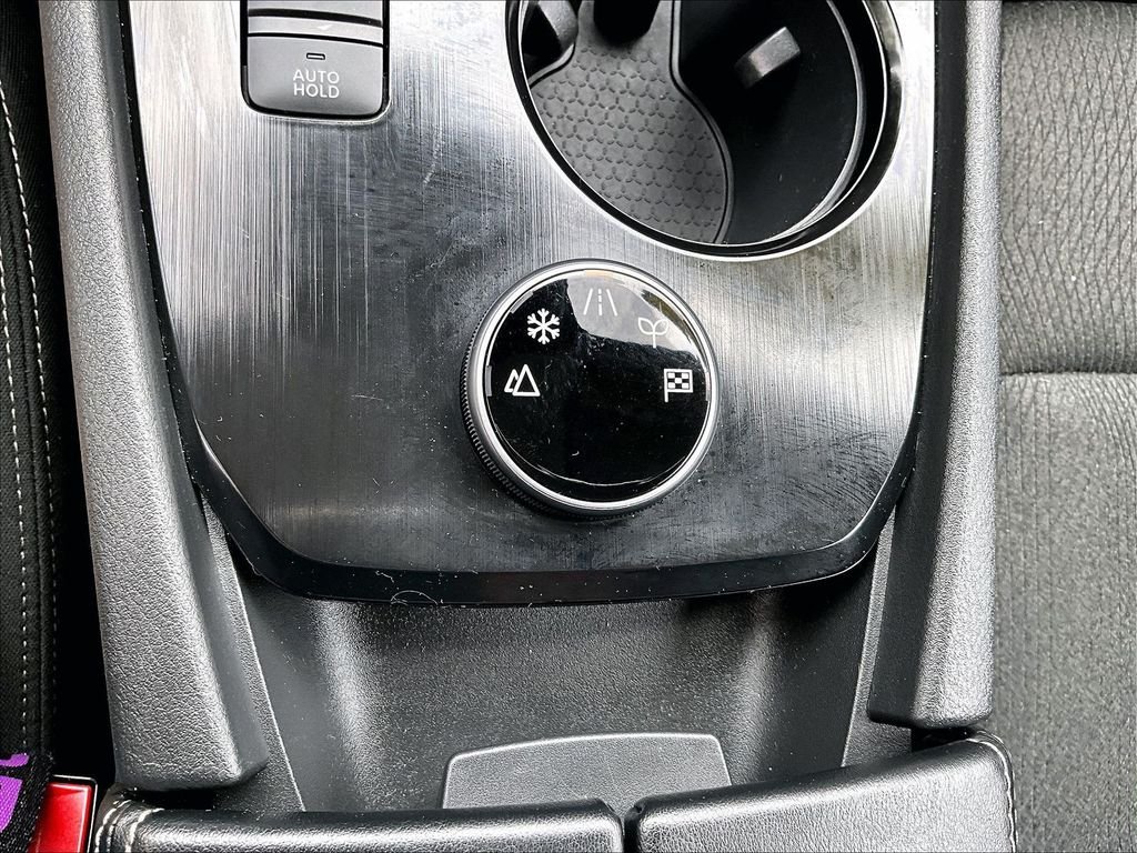 Certified 2024 Nissan Rogue SV AWD/4WD image 26
