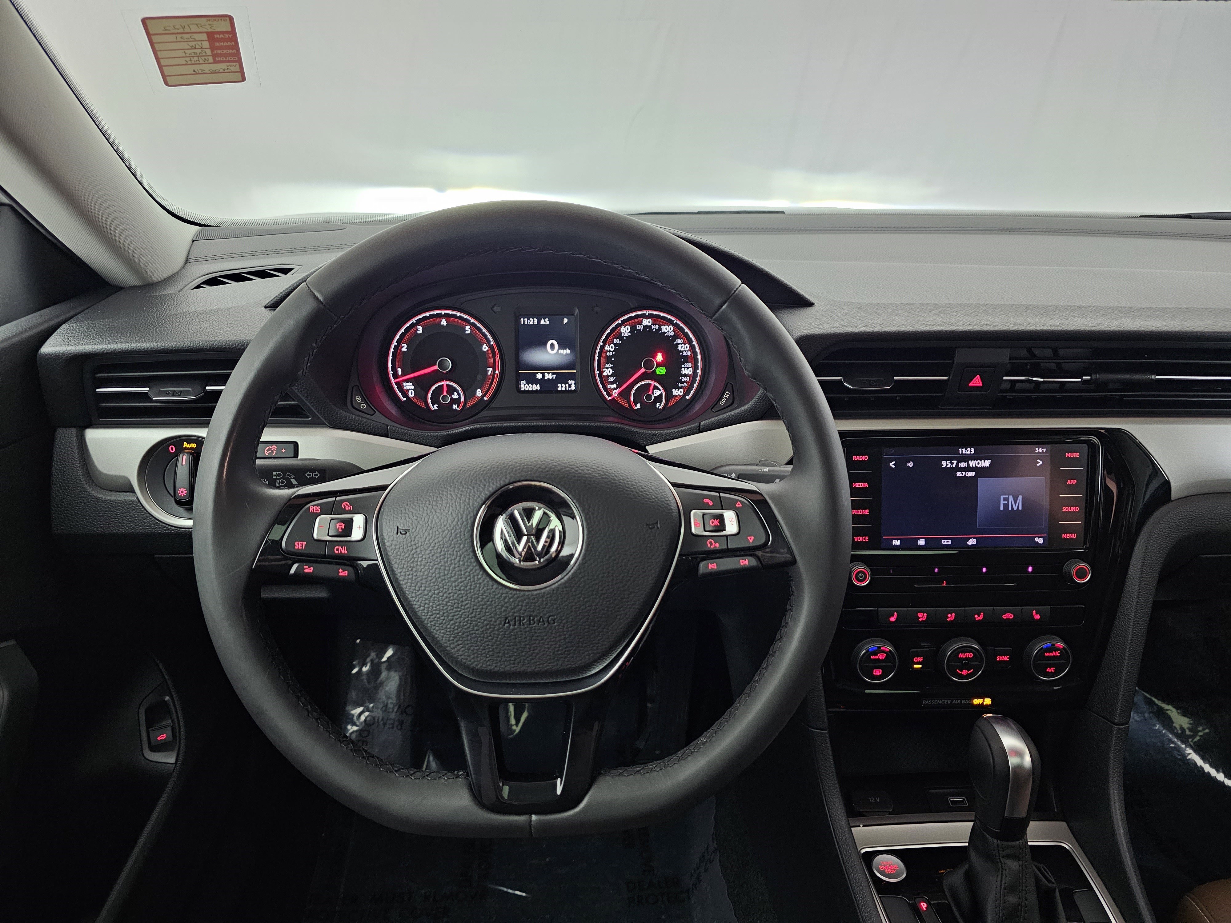 Used 2021 Volkswagen Passat 2.0T SE image 37