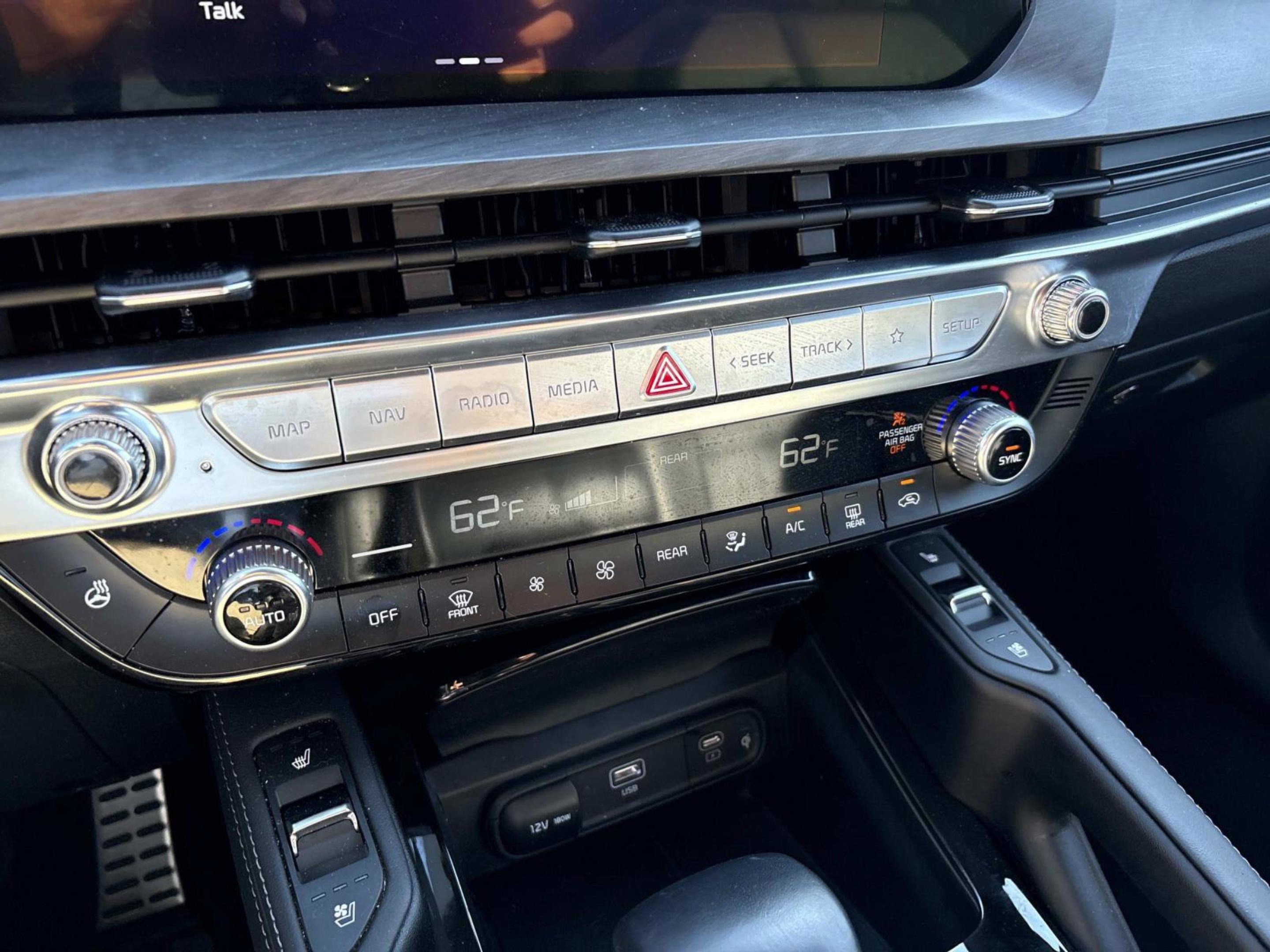 Used 2025 Kia Telluride SX Prestige X-Line image 34