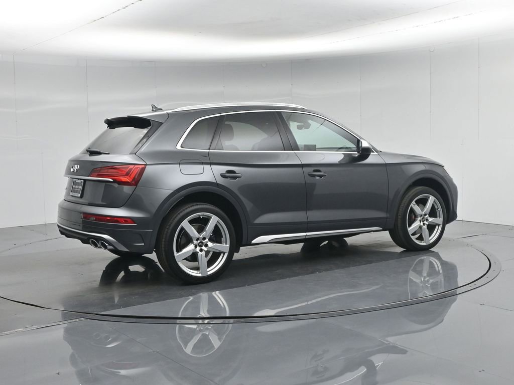 Used 2021 Audi SQ5 Premium w/ Convenience Package image 25