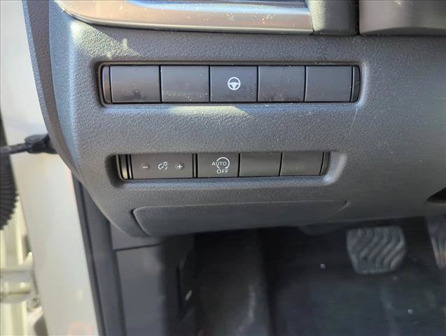 Used 2023 Nissan Rogue SV AWD/4WD image 11