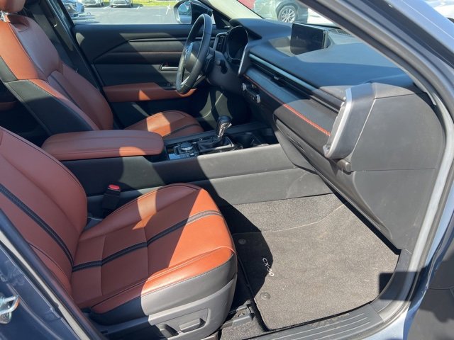 Certified 2025 MAZDA CX-50 AWD 2.5 Turbo w/ Premium Pkg image 31