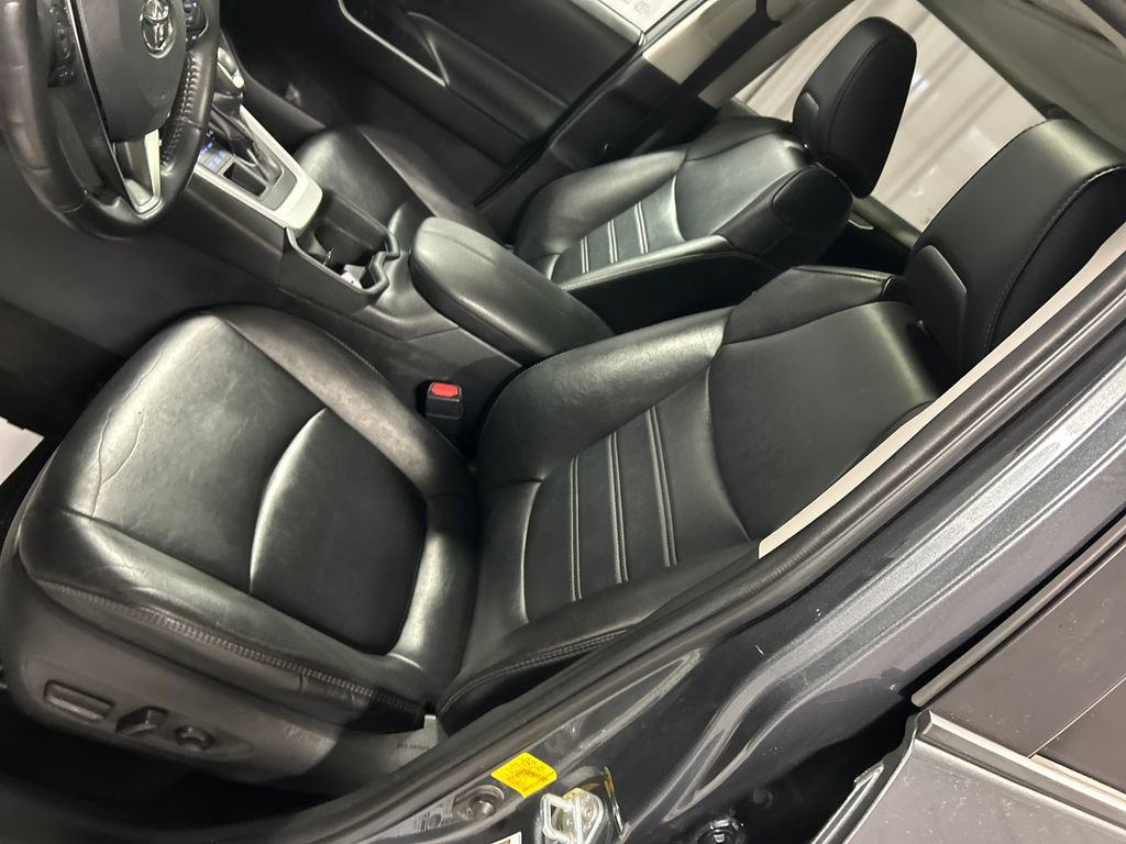 Used 2019 Toyota RAV4 XLE Premium w/ Cold Weather Package image 10