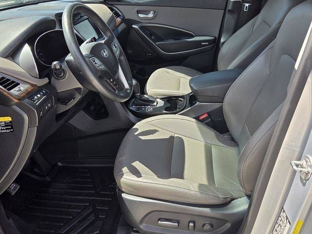 Used 2017 Hyundai Santa Fe FWD image 10