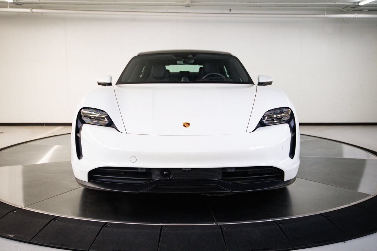 Certified 2024 Porsche Taycan 4S AWD/4WD image 10