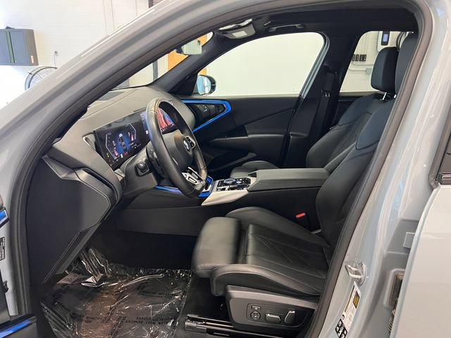 Used 2025 BMW X3 xDrive30i AWD/4WD image 18