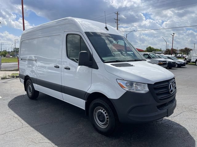 Used 2024 Mercedes-Benz Sprinter 2500 w/ Acoustic Package image 14