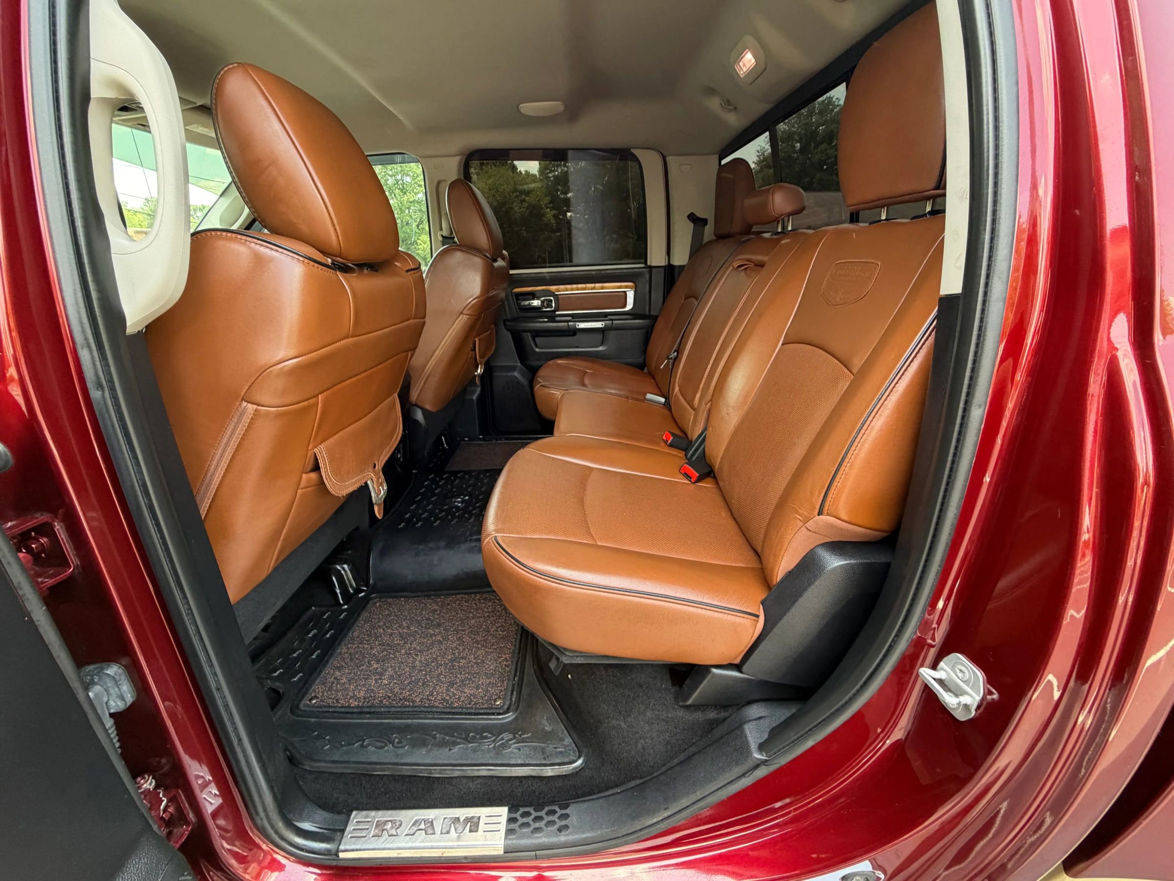 Used 2016 RAM 3500 Laramie Longhorn AWD/4WD image 16