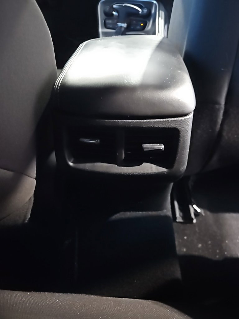 Used 2020 Dodge Challenger SXT w/ Blacktop Package image 15