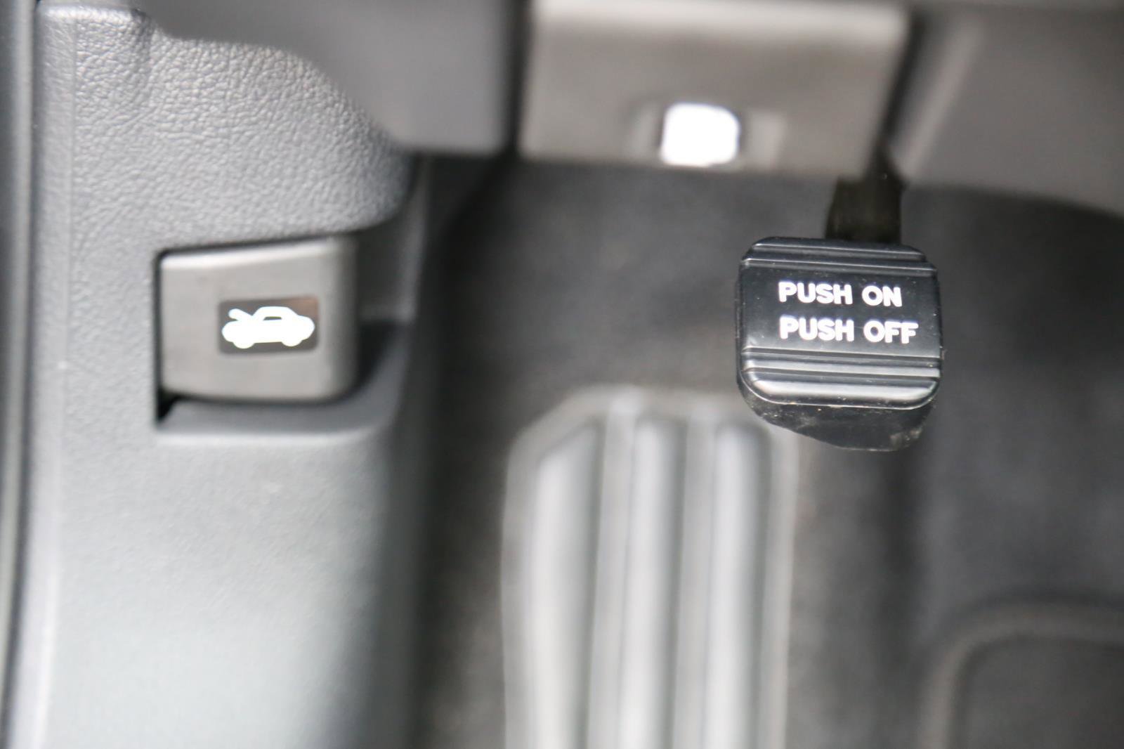 Used 2025 Nissan Altima 2.5 S FWD image 9