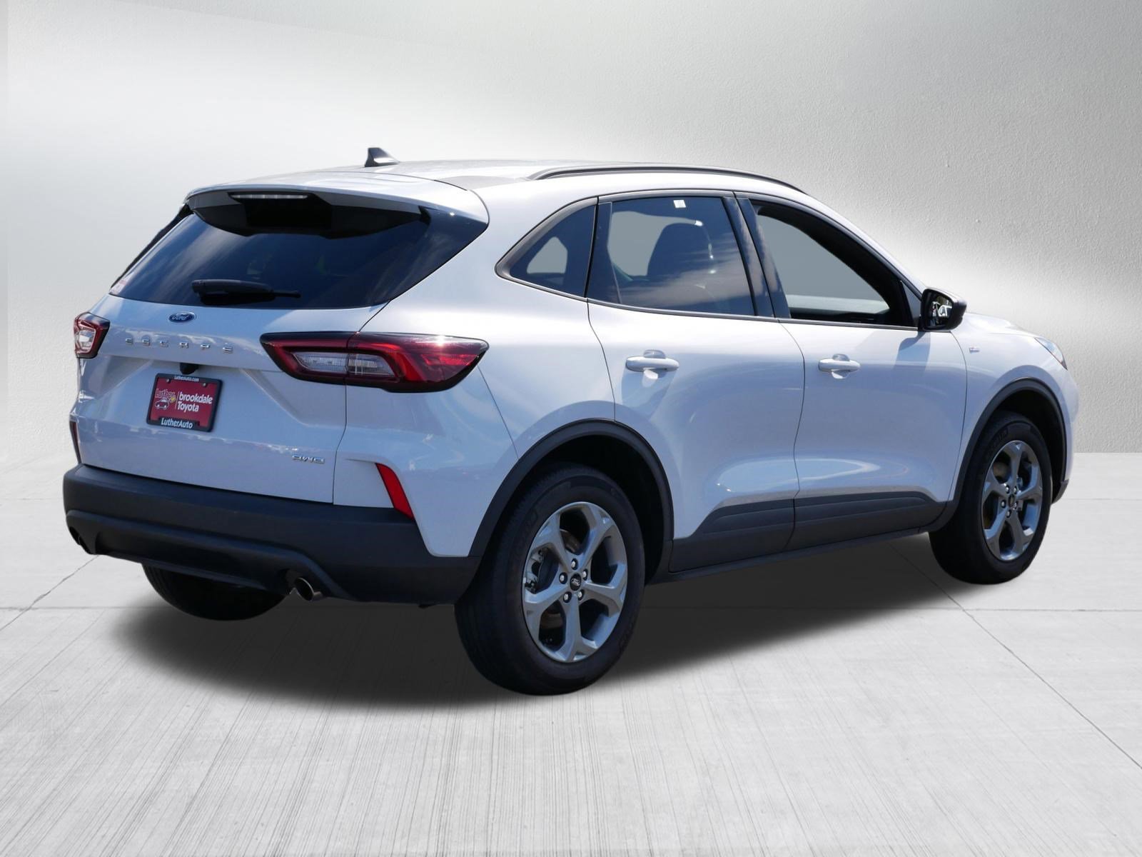 Used 2025 Ford Escape ST-Line AWD/4WD image 7