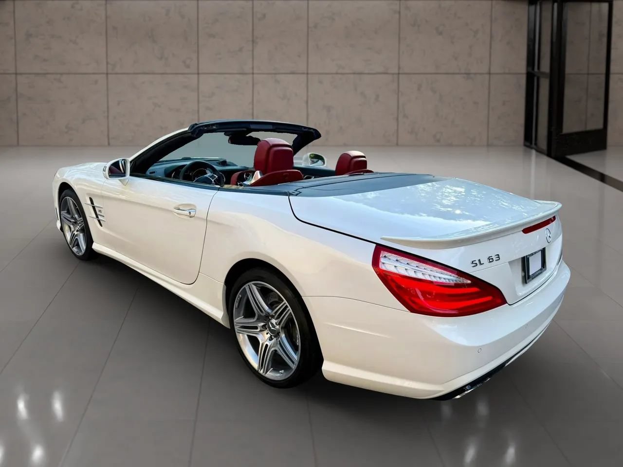 Used 2013 Mercedes-Benz SL 63 AMG image 20