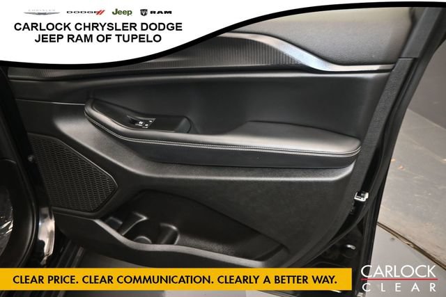 Used 2023 Jeep Grand Cherokee Altitude AWD/4WD image 33