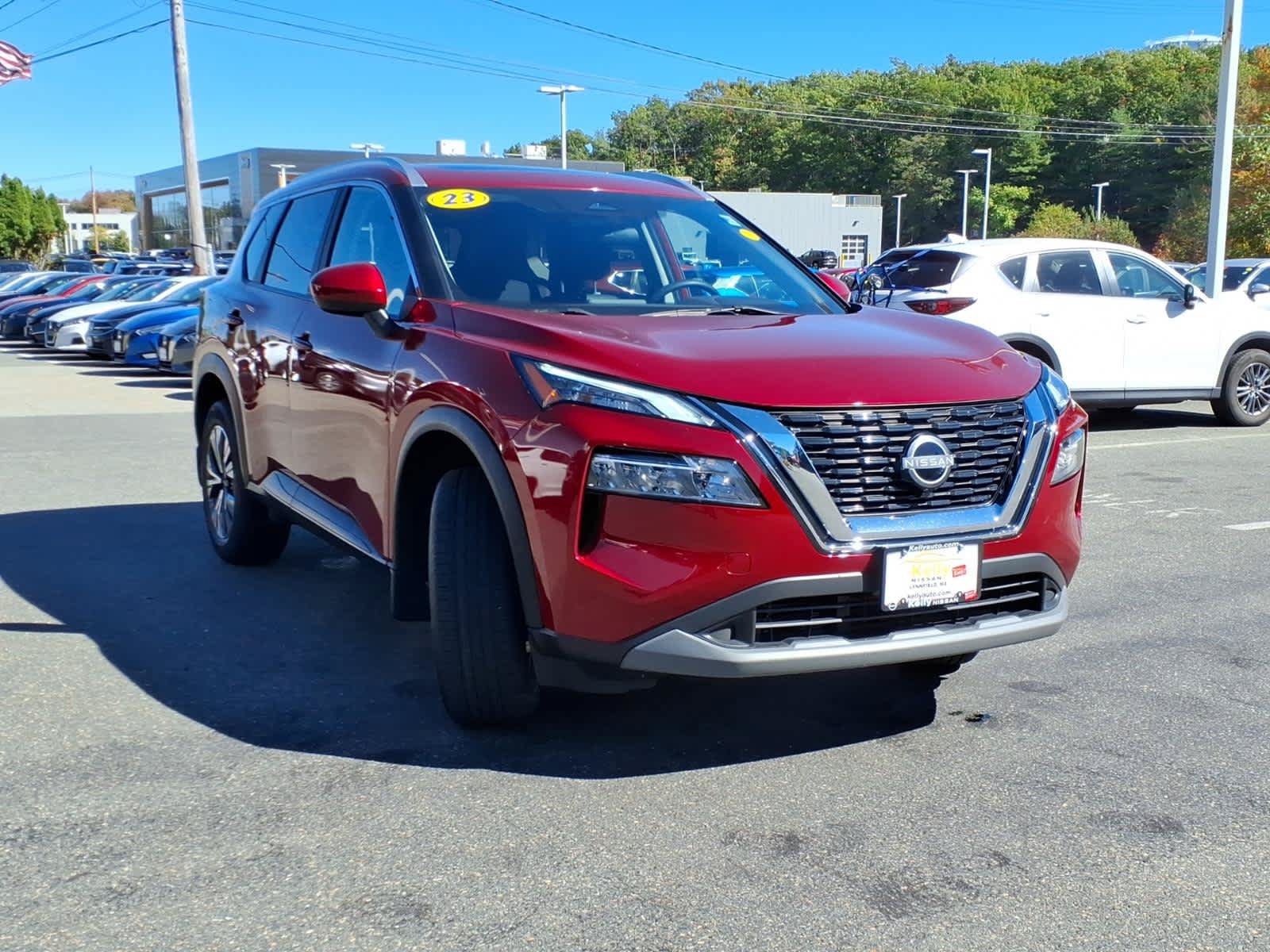 Used 2023 Nissan Rogue SV w/ SV Premium B Package AWD/4WD image 3