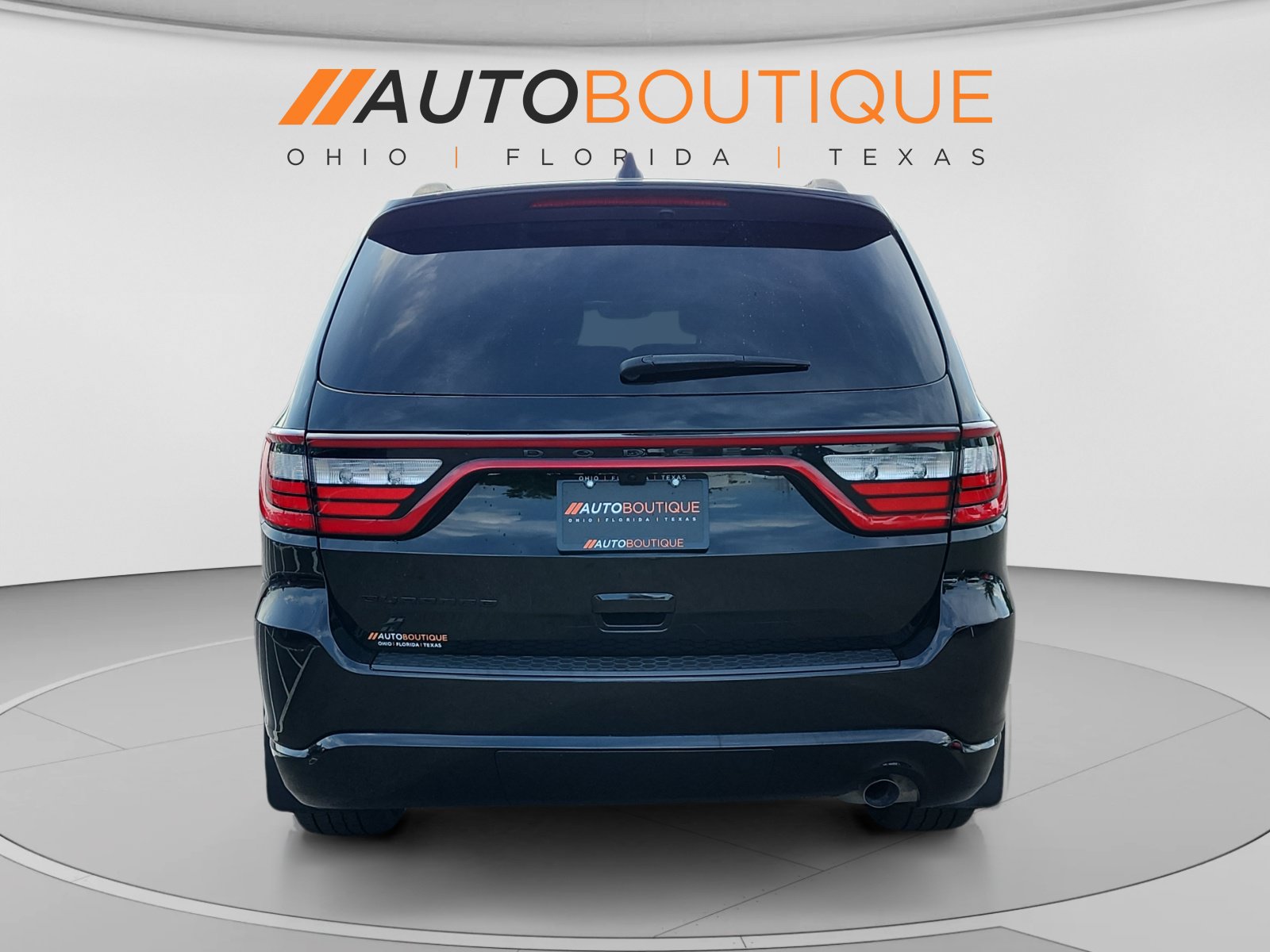 Used 2023 Dodge Durango SXT w/ SXT Blacktop Group AWD/4WD image 4