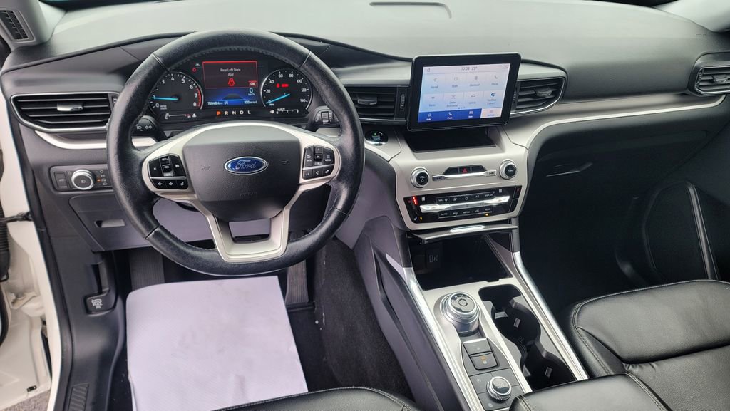 Used 2021 Ford Explorer XLT w/ Equipment Group 202A image 24