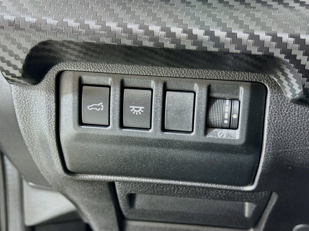 Used 2025 Subaru Ascent Premium AWD/4WD image 19