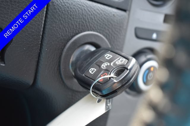 Used 2017 Ford Taurus SEL FWD image 7