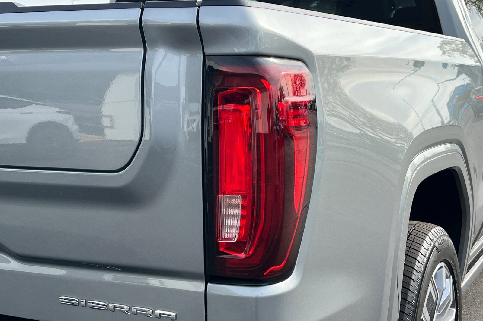 New 2026 GMC Sierra 1500 Denali w/ Denali Reserve Package AWD/4WD image 7