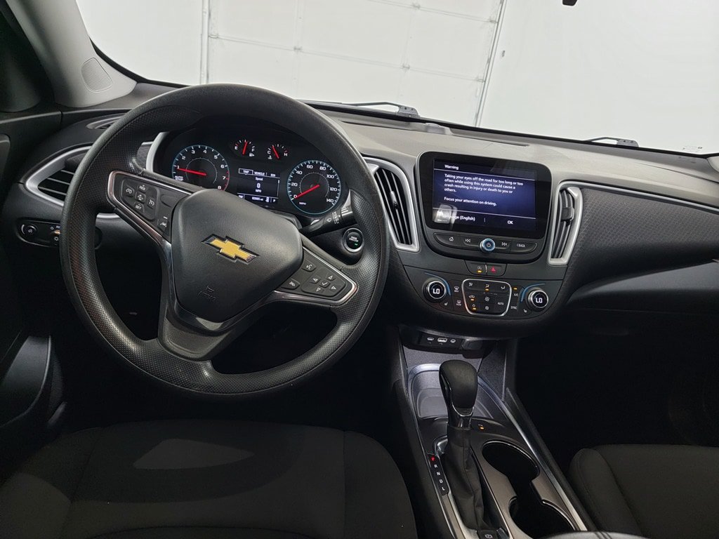 Used 2024 Chevrolet Malibu LT FWD image 12