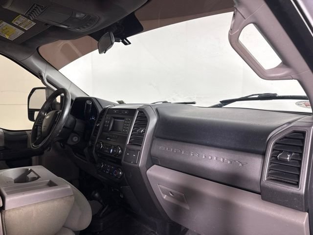 Used 2017 Ford F250 XL w/ Power Equipment Group AWD/4WD image 29