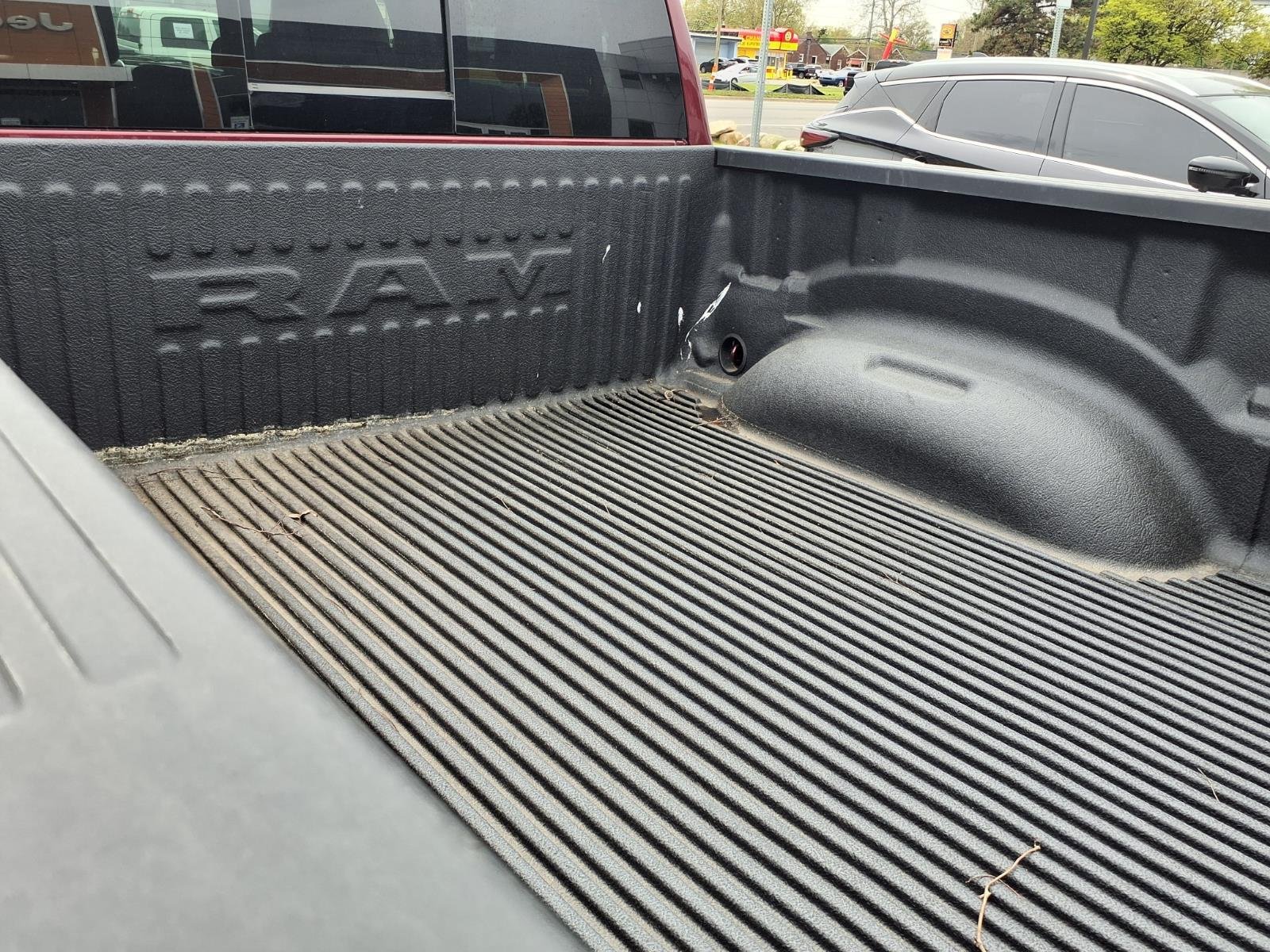 Used 2025 RAM 1500 Laramie AWD/4WD image 21