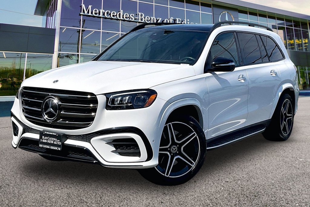Certified 2024 Mercedes-Benz GLS 450 4MATIC image 4