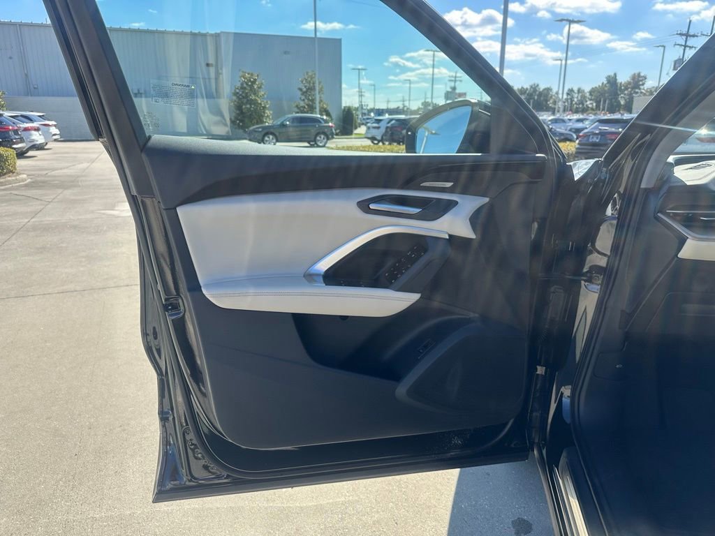 New 2025 Audi Q5 Premium Plus image 9