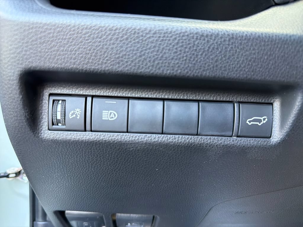 Used 2019 Toyota RAV4 XLE Premium w/ All Weather Liner Package AWD/4WD image 17