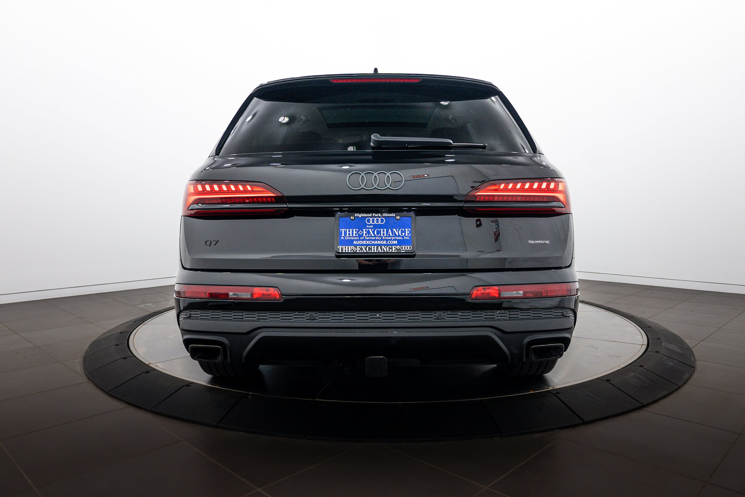 Used 2026 Audi Q7 3.0T Premium Plus w/ Premium Plus Package AWD/4WD image 23