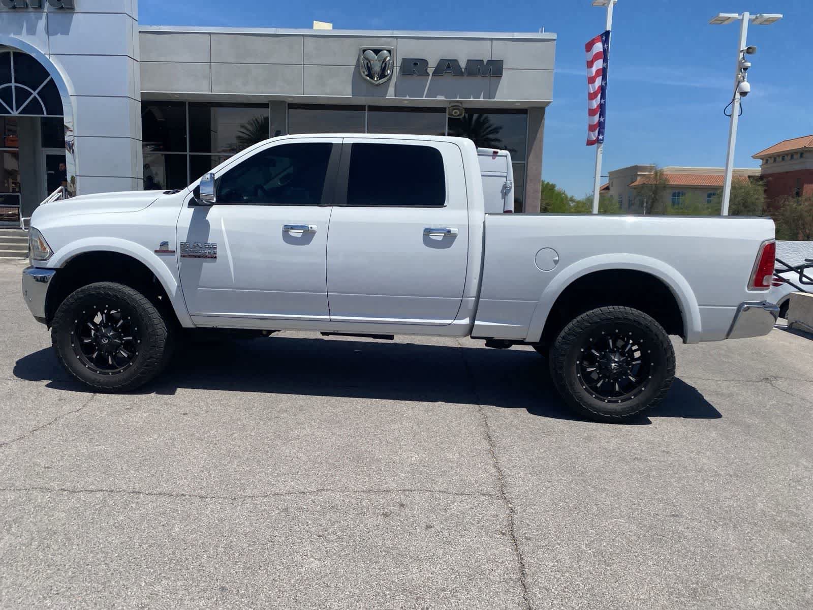 Used 2018 RAM 2500 Laramie AWD/4WD image 10