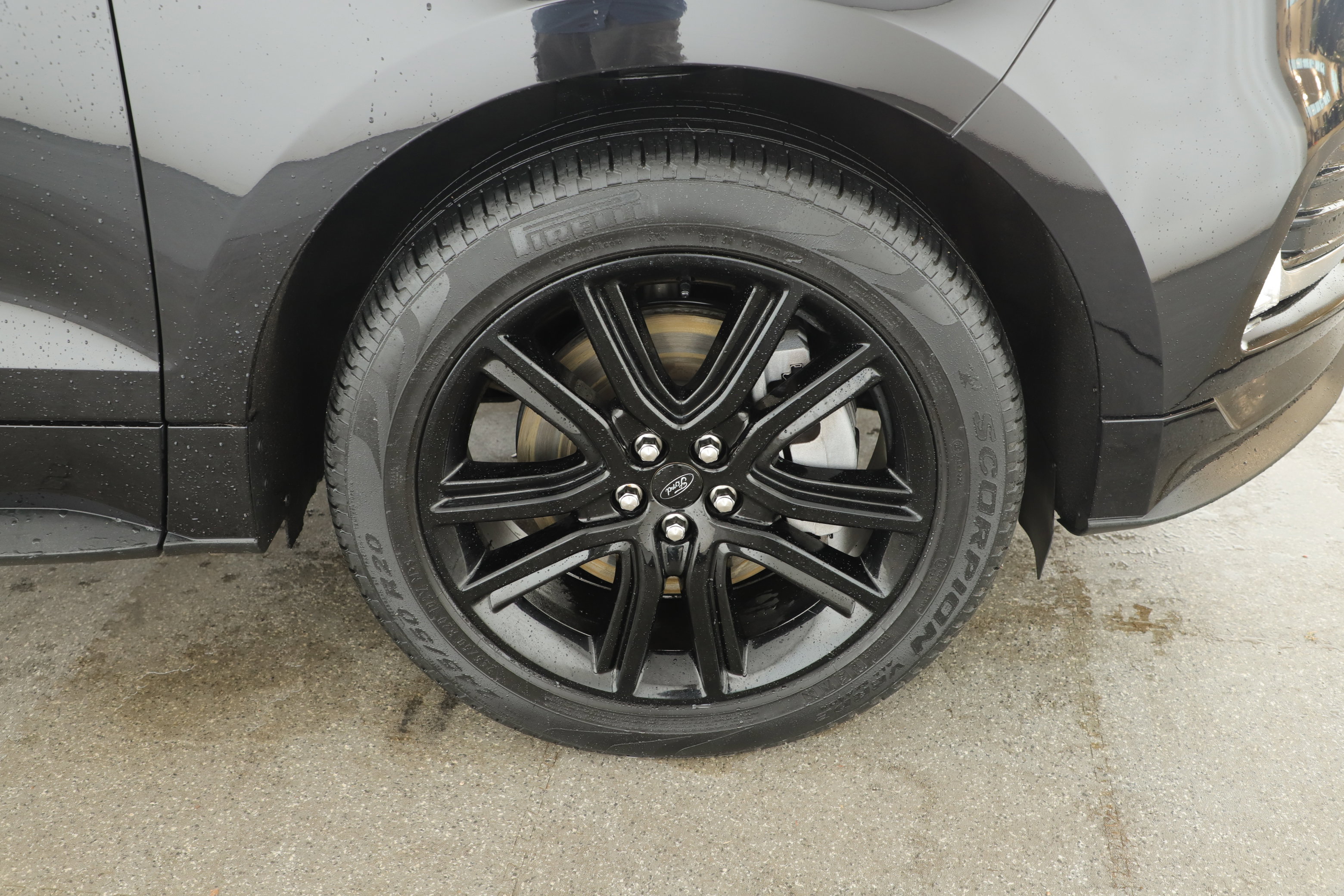 Certified 2024 Ford Edge ST-Line image 4